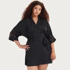 Bluebella - US Celia Kimono Black