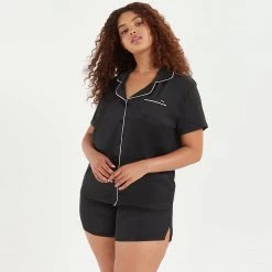 Bluebella - US Abigail Shirt And Short Set Black/Pale Pink Nightwear