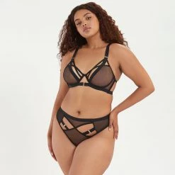 Bluebella - US New In Oslo High-Waist Thong Black 23 Bluebella - US New In Oslo High-Waist Thong Black