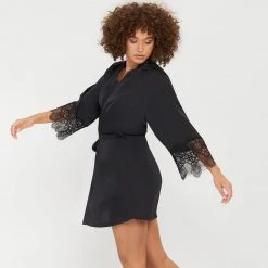 Bluebella - US SALE Arabella Kimono Black
