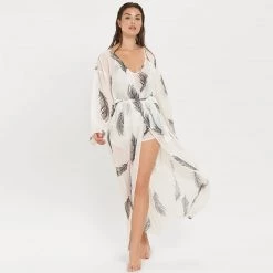 Bluebella - US Laurel Long Kimono White/Black Nightwear 23 Bluebella - US Laurel Long Kimono White/Black Nightwear