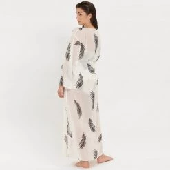 Bluebella - US Laurel Long Kimono White/Black Nightwear 24 Bluebella - US Laurel Long Kimono White/Black Nightwear