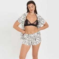 Bluebella - US Emcee Shirt And Short Set White/Black Nightwear