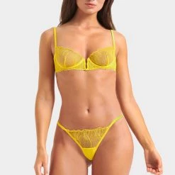 Bluebella Set: Irena Blazing Yellow Bra & Panty
