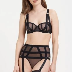 Bluebella Provocative Set: Karolina High-Waist Black