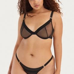 Bluebella Set: Lilia Black Bra & Thong
