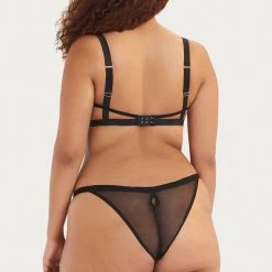 Bluebella Set: Lilia Black