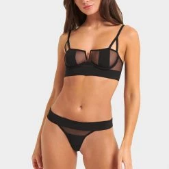 Bluebella Set: Orla Black Bra & Thong