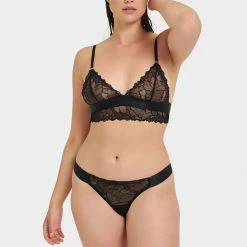 Bluebella Set: Tori Black Bra & Panty