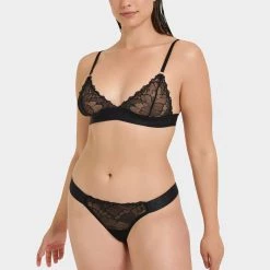 Bluebella Bra & Thong Set: Tori Black