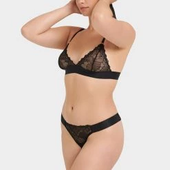 Bluebella Bra & Thong Set: Tori Black