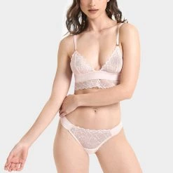 Bluebella Bra & Thong Set: Tori Pale Pink