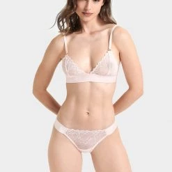Bluebella Bra & Panty Set: Tori Pale Pink